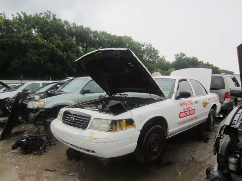 Illustration for article titled Lookin' through a junkyard